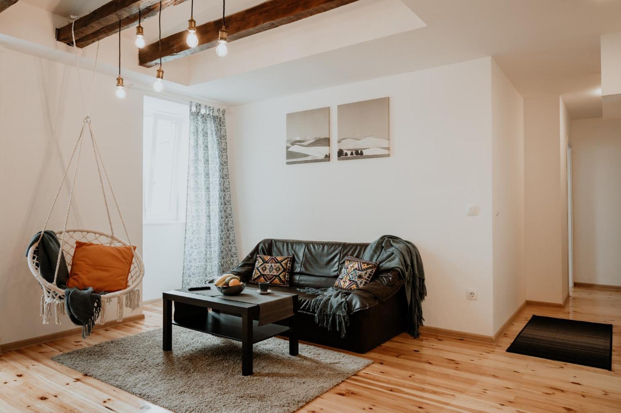 Artiesta - 5 Apartments Софія Екстер'єр фото