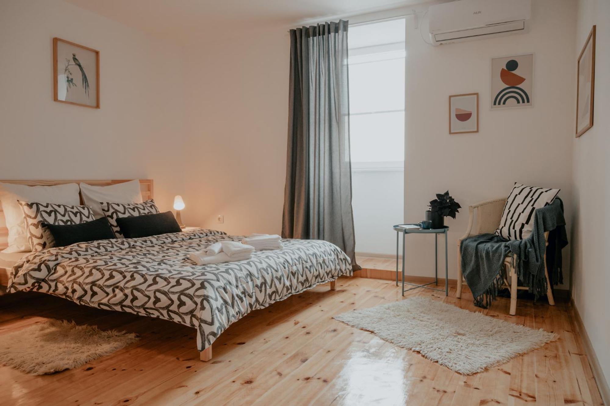 Artiesta - 5 Apartments Софія Екстер'єр фото